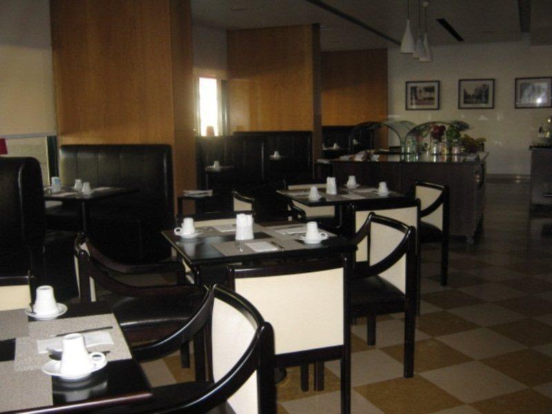 Nh Lisboa Campo Grande Ξενοδοχείο Εξωτερικό φωτογραφία